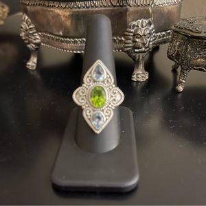 PERIDOT Topaz Gemstone 925 STERLING SILVER RING *** GORGEOUS BARGAIN ***